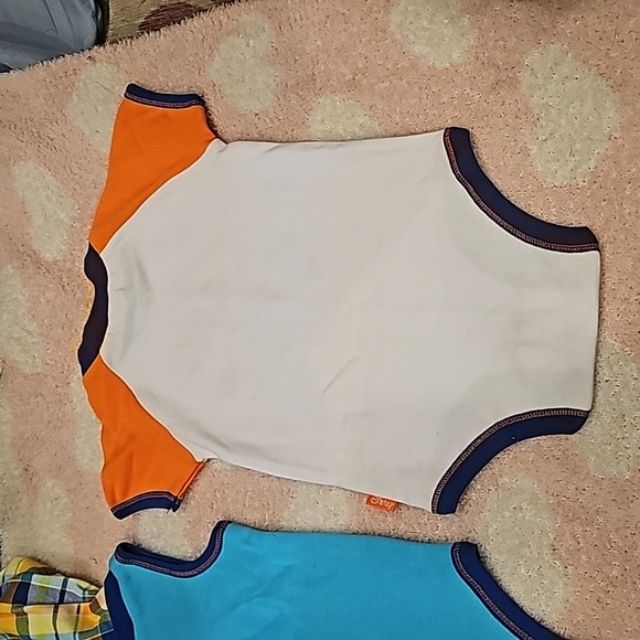 F Mickey Mouse Set of 2 bundled shorts and shirts 3 to 6 mos N W/o tags Disney - Picture 8 of 12